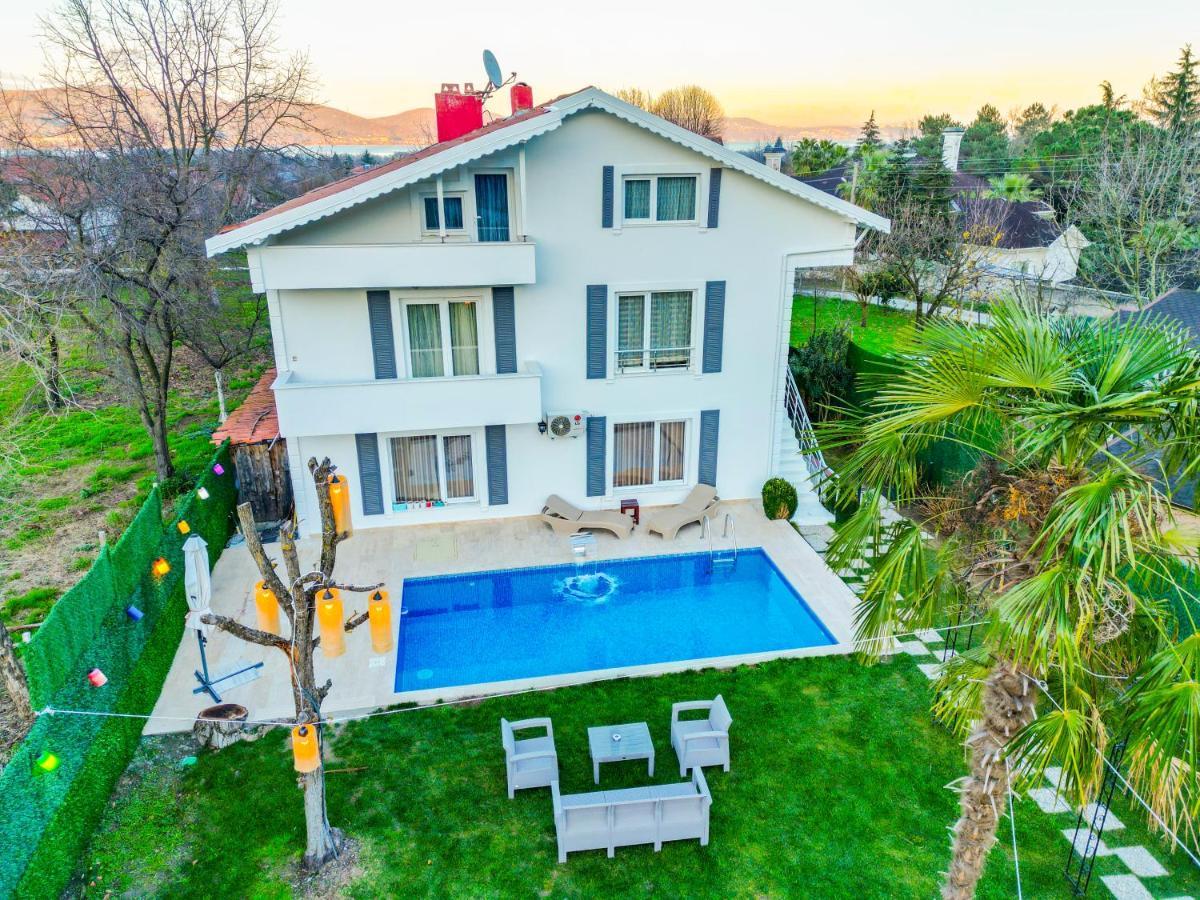 Villa Atlas Muhafazakar Havuzlu, Mustakil Genis Bahceli Sapanca Esterno foto