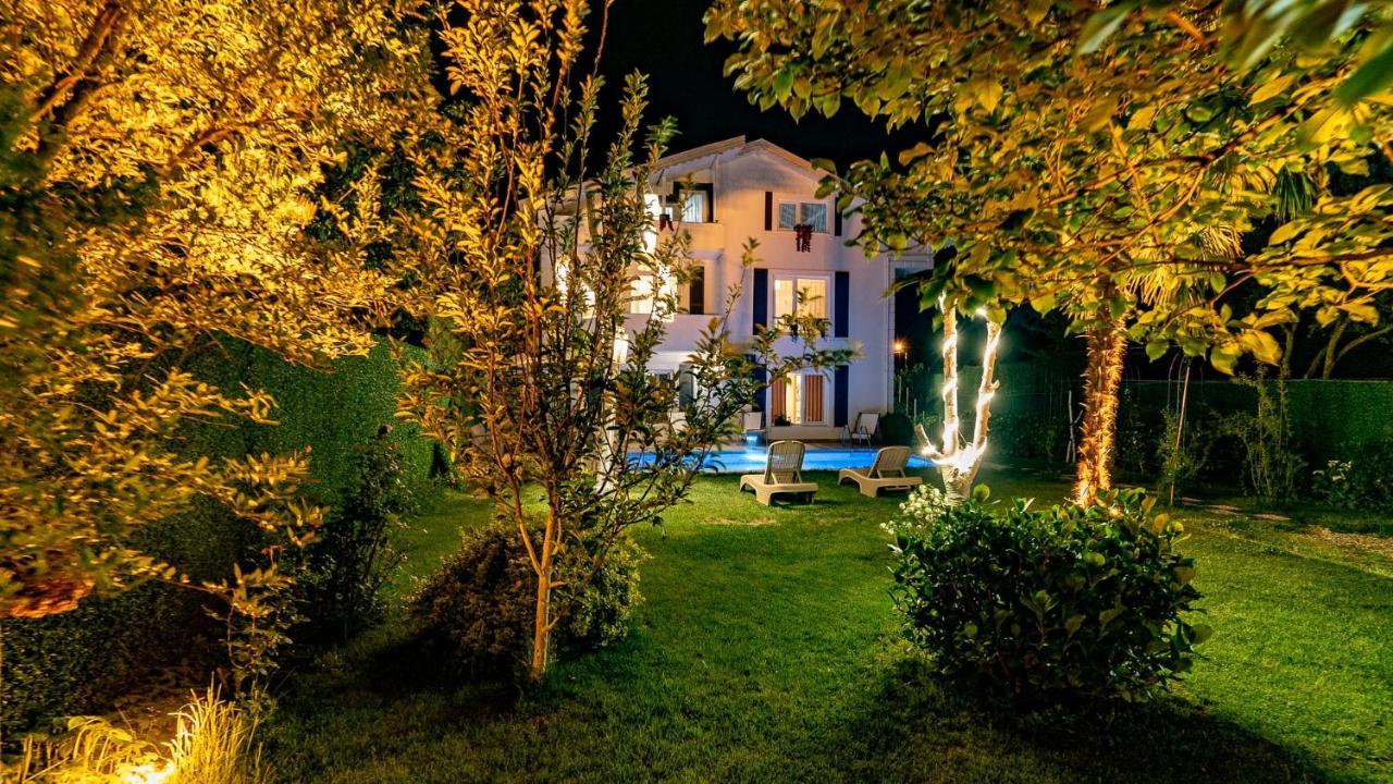 Villa Atlas Muhafazakar Havuzlu, Mustakil Genis Bahceli Sapanca Esterno foto